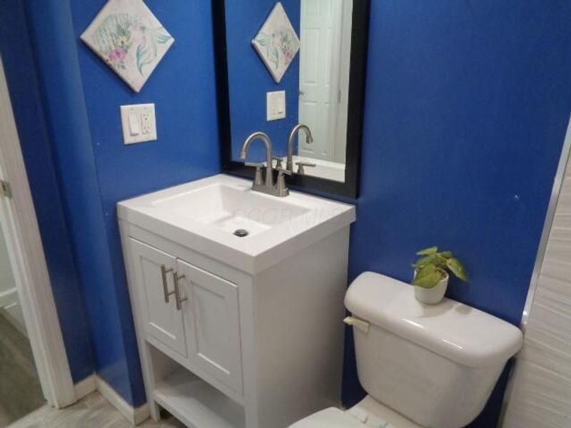 4560 Stonehedge Road , Columbus, OH 43231 Photo 16