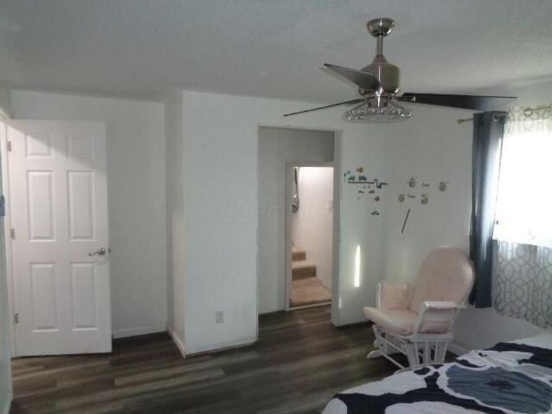 4560 Stonehedge Road , Columbus, OH 43231 Photo 17