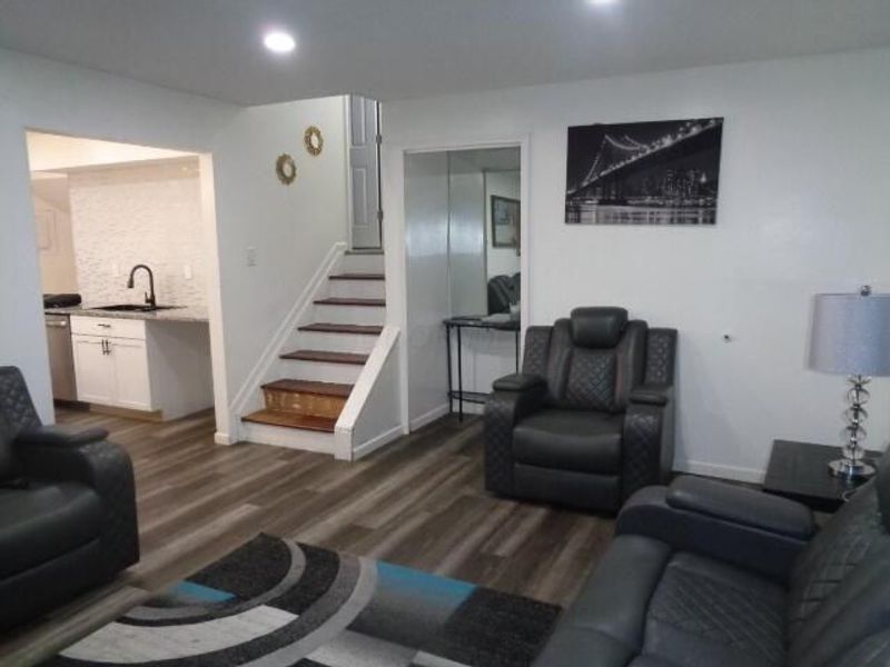 4560 Stonehedge Road , Columbus, OH 43231 Photo 7