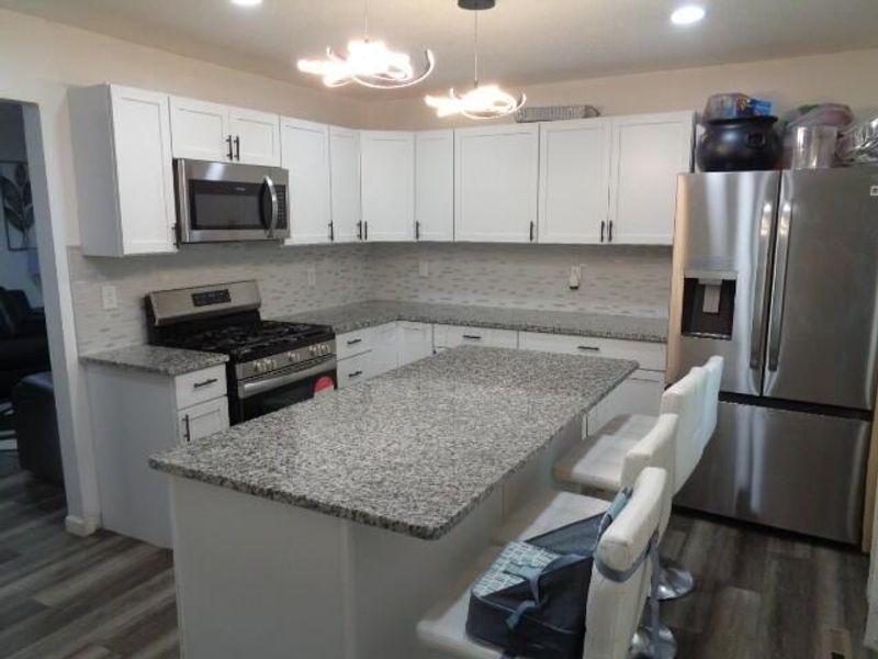 4560 Stonehedge Road , Columbus, OH 43231 Photo 9