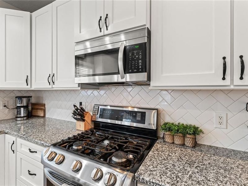 2331 Wedgewood Drive, Beavercreek, OH 45434 Photo 20