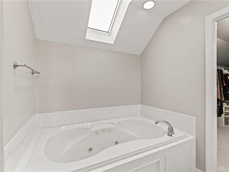 2331 Wedgewood Drive, Beavercreek, OH 45434 Photo 34