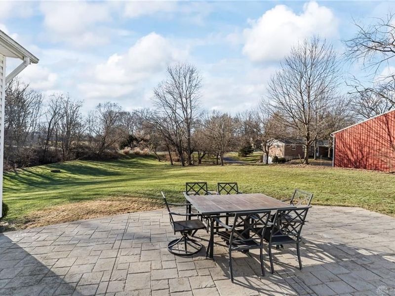 2331 Wedgewood Drive, Beavercreek, OH 45434 Photo 4