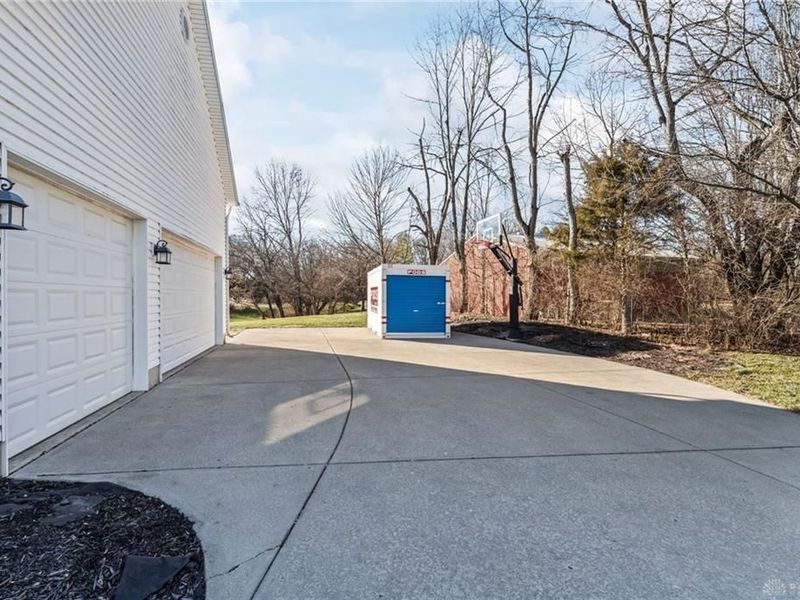 2331 Wedgewood Drive, Beavercreek, OH 45434 Photo 51