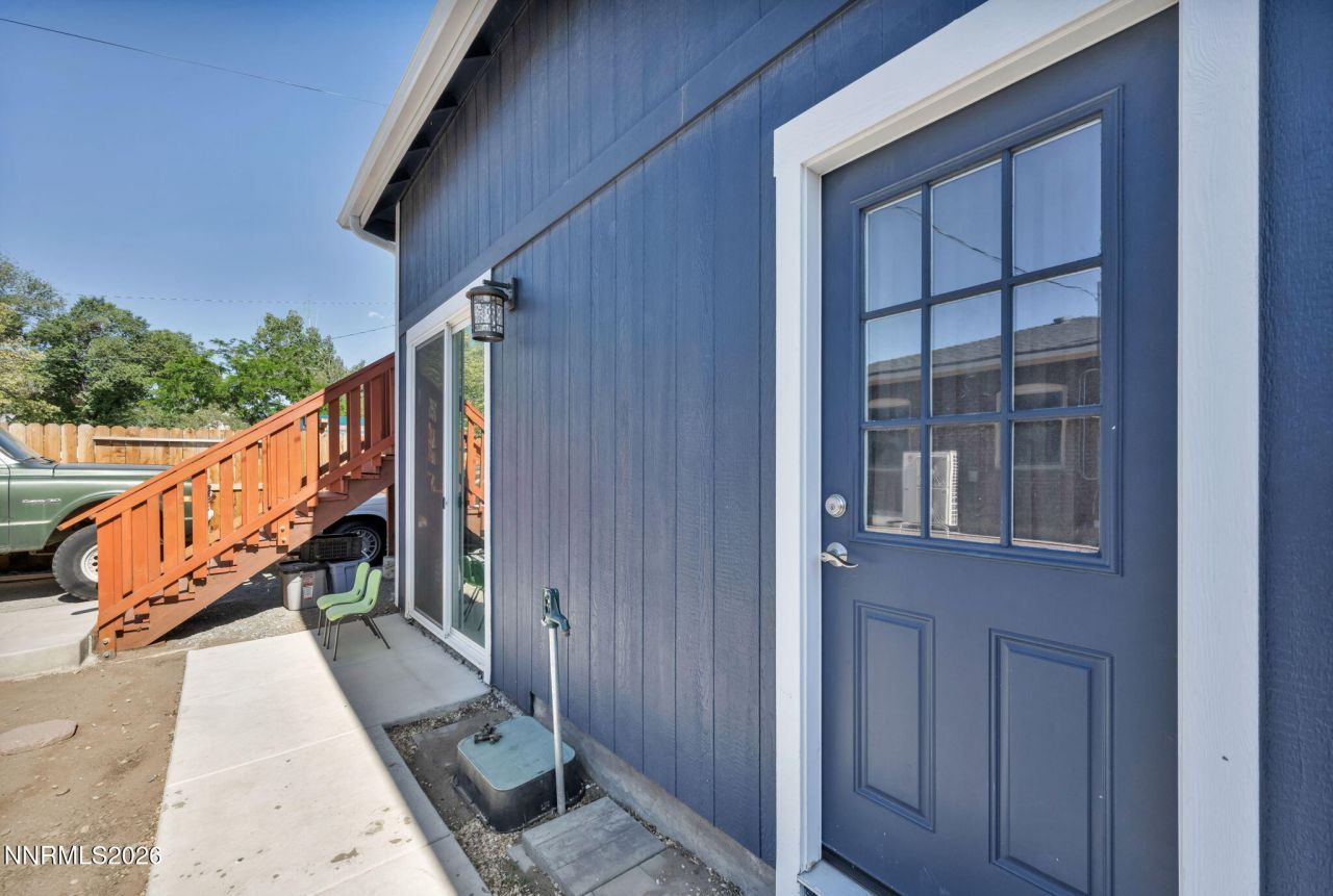 911 F Street, Sparks, NV 89431 Photo