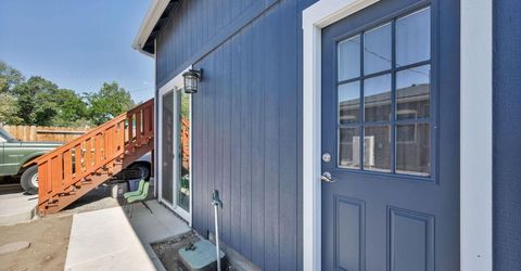 911 F Street, Sparks, NV 89431 Photo