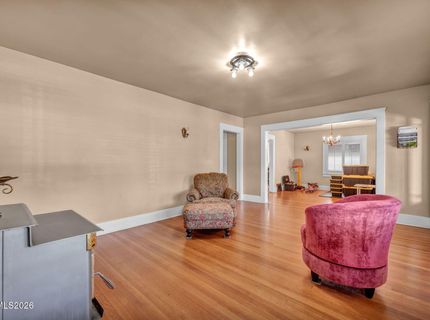 911 F Street, Sparks, NV 89431 Photo