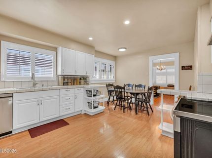 911 F Street, Sparks, NV 89431 Photo