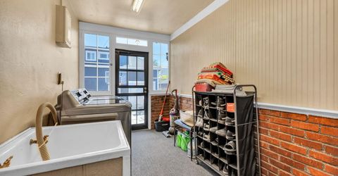 911 F Street, Sparks, NV 89431 Photo