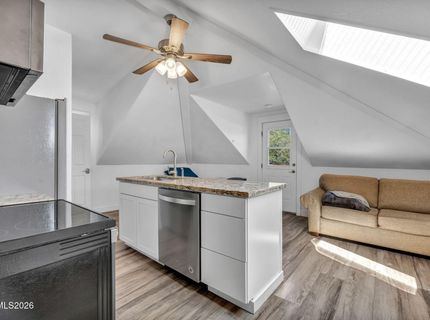 911 F Street, Sparks, NV 89431 Photo