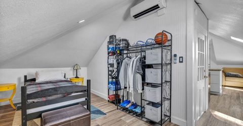 911 F Street, Sparks, NV 89431 Photo