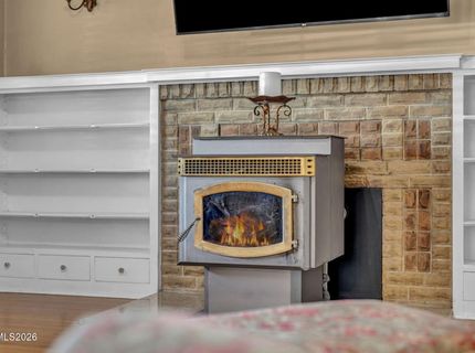 911 F Street, Sparks, NV 89431 Photo