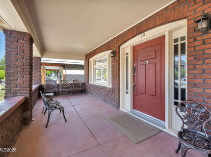 911 F Street, Sparks, NV 89431 Photo