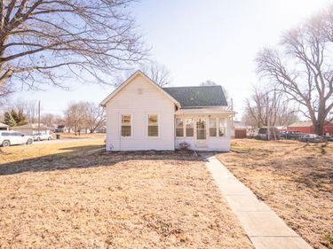 1710 MAIN Street, HAMBURG, IA 51640