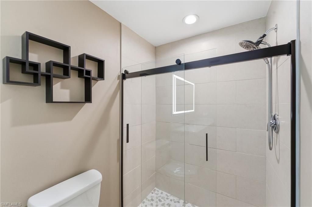 526-528 SE 5th Pl, Cape Coral, FL 33990 Photo