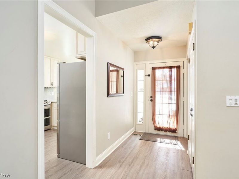 1205 Mallard Pond Circle, Broadview Heights, OH 44147 Photo 5