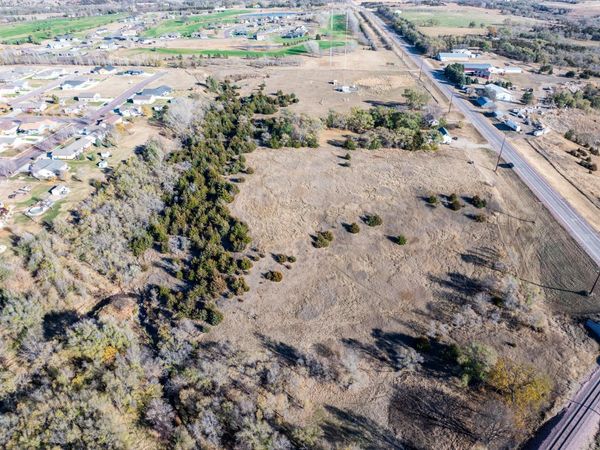 E Hwy 38, Mitchell, SD 57301