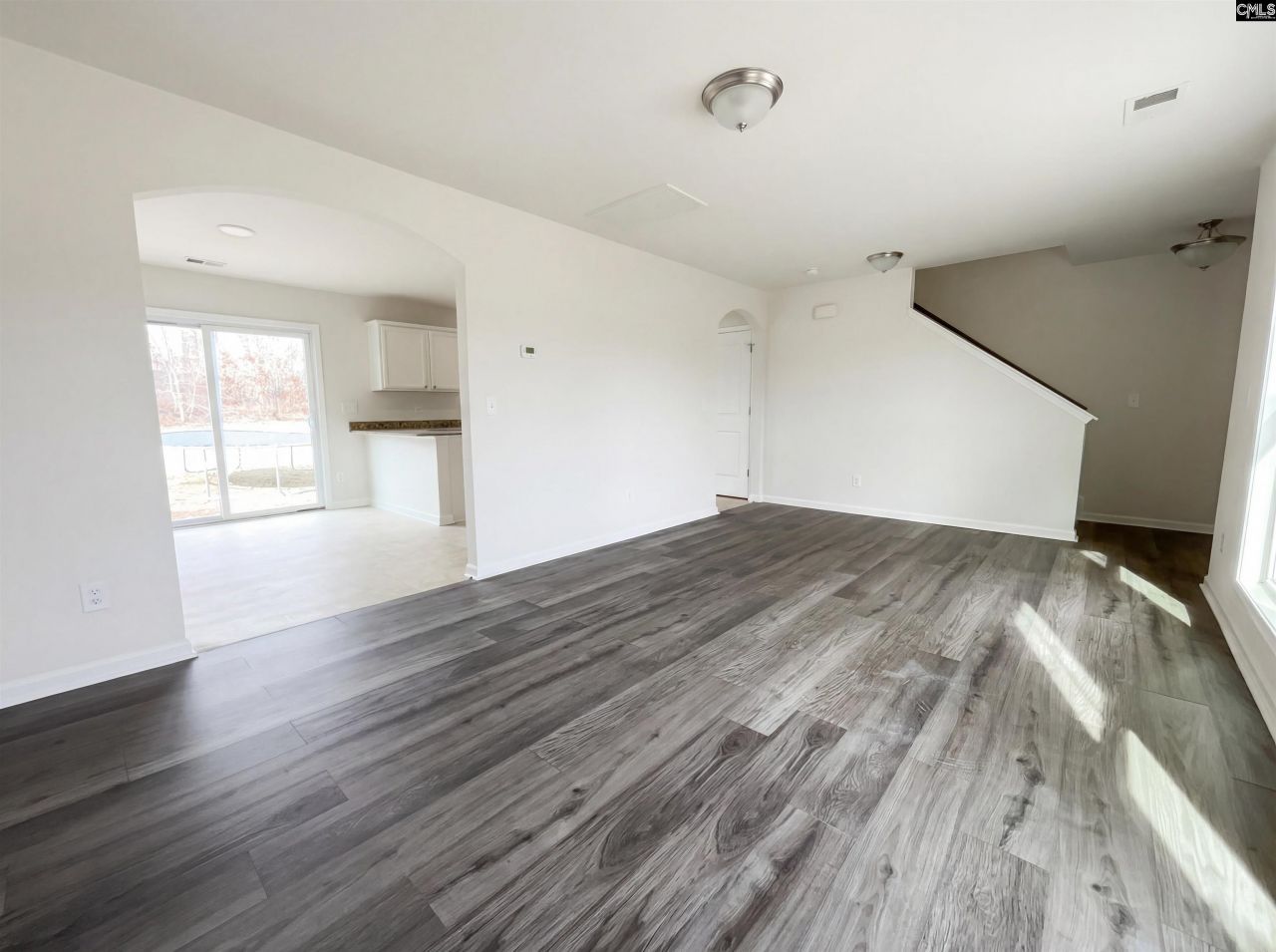 182 Allans Mill Drive  Photo 7