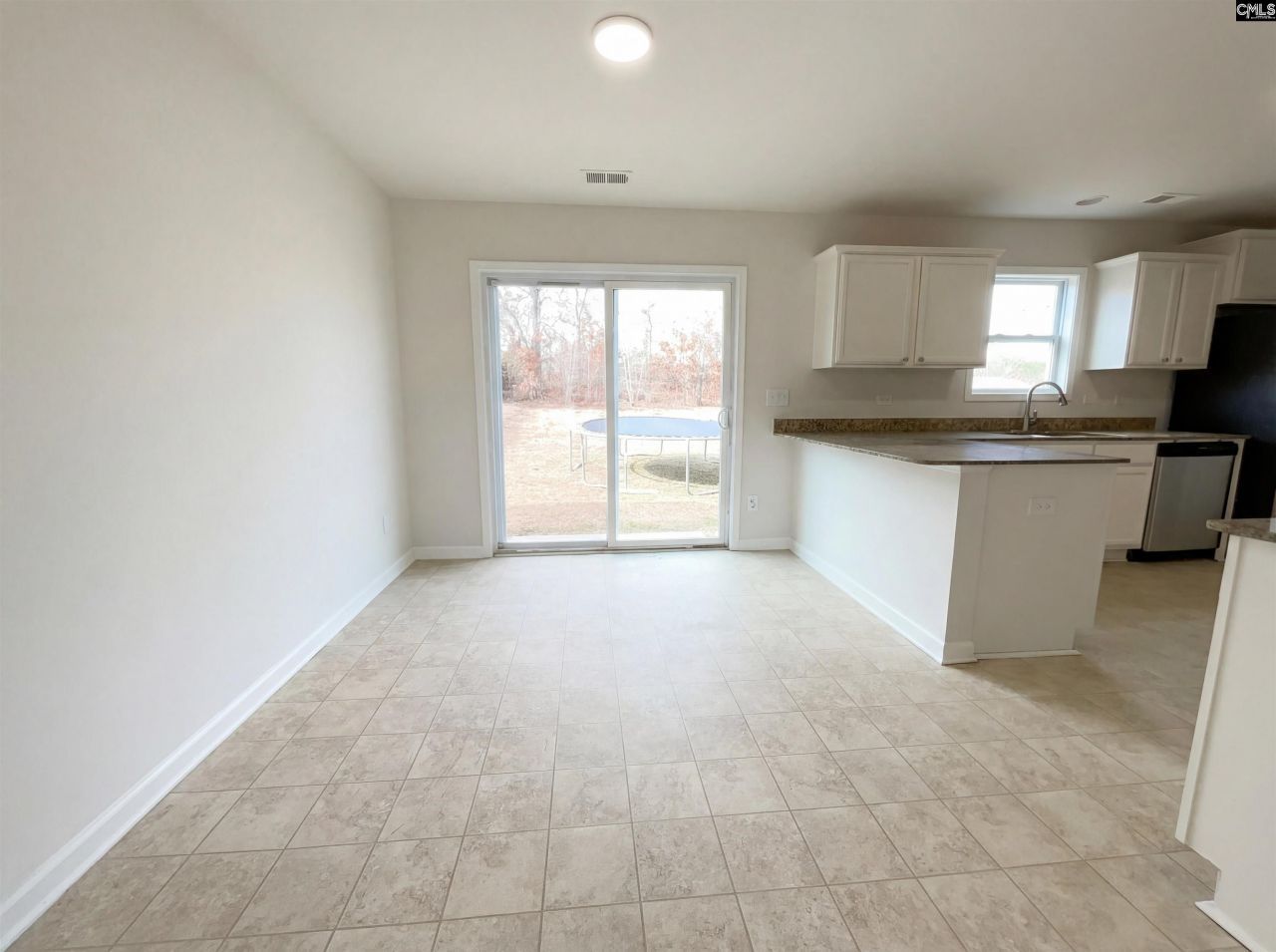 182 Allans Mill Drive  Photo 8