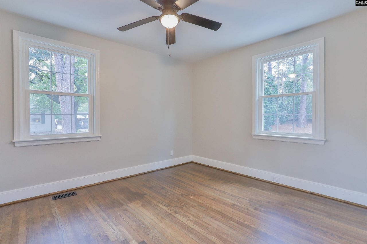 1740 Sunnyside Drive  Photo 21