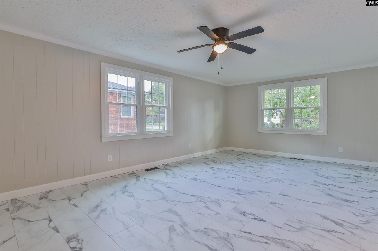 1740 Sunnyside Drive  Photo 24