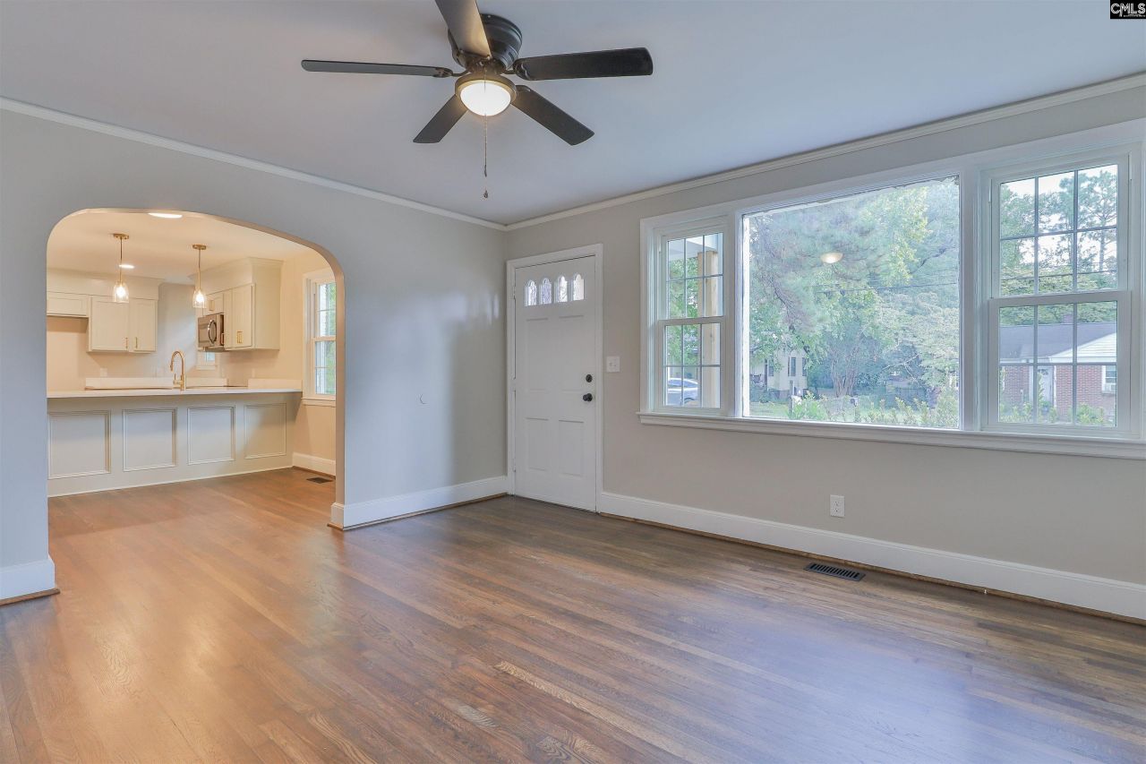 1740 Sunnyside Drive  Photo 8