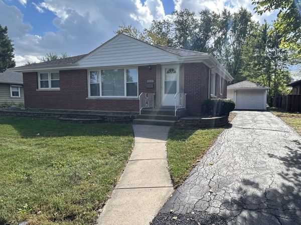 609 E 160th Place , South Holland, IL 60473