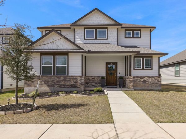 105 Hackberry Branch DR, Hutto, TX 78634