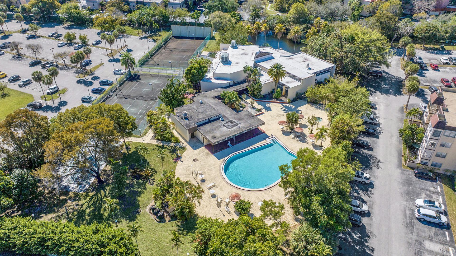 7000 NW 17th Street, Unit 420, Plantation, FL 33313 Photo