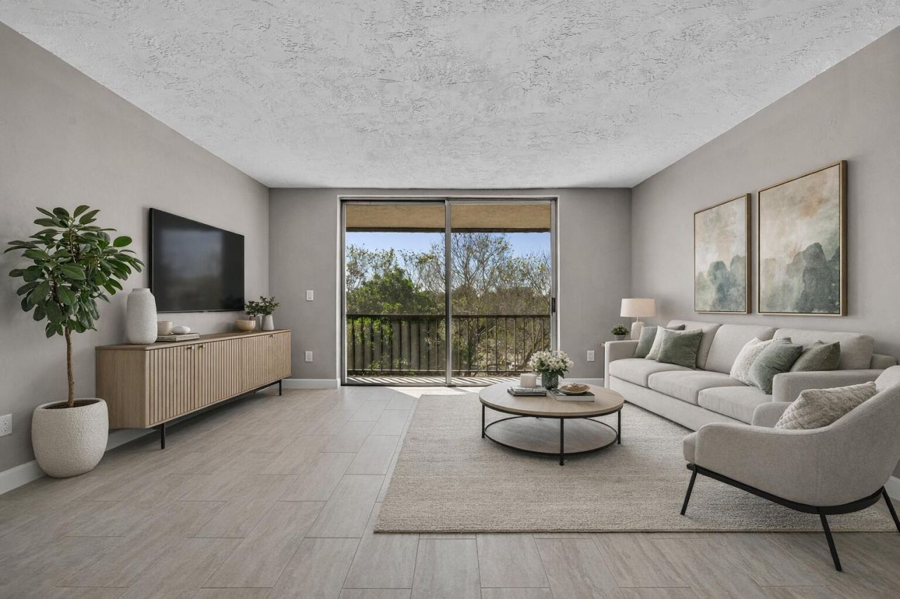 7000 NW 17th Street, Unit 420, Plantation, FL 33313 Photo