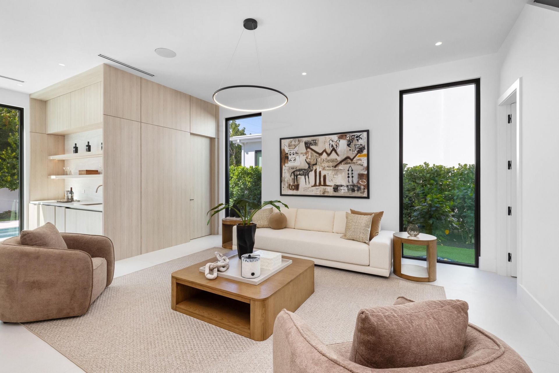 1051 NE 2nd Terrace, Boca Raton, FL 33432 Photo