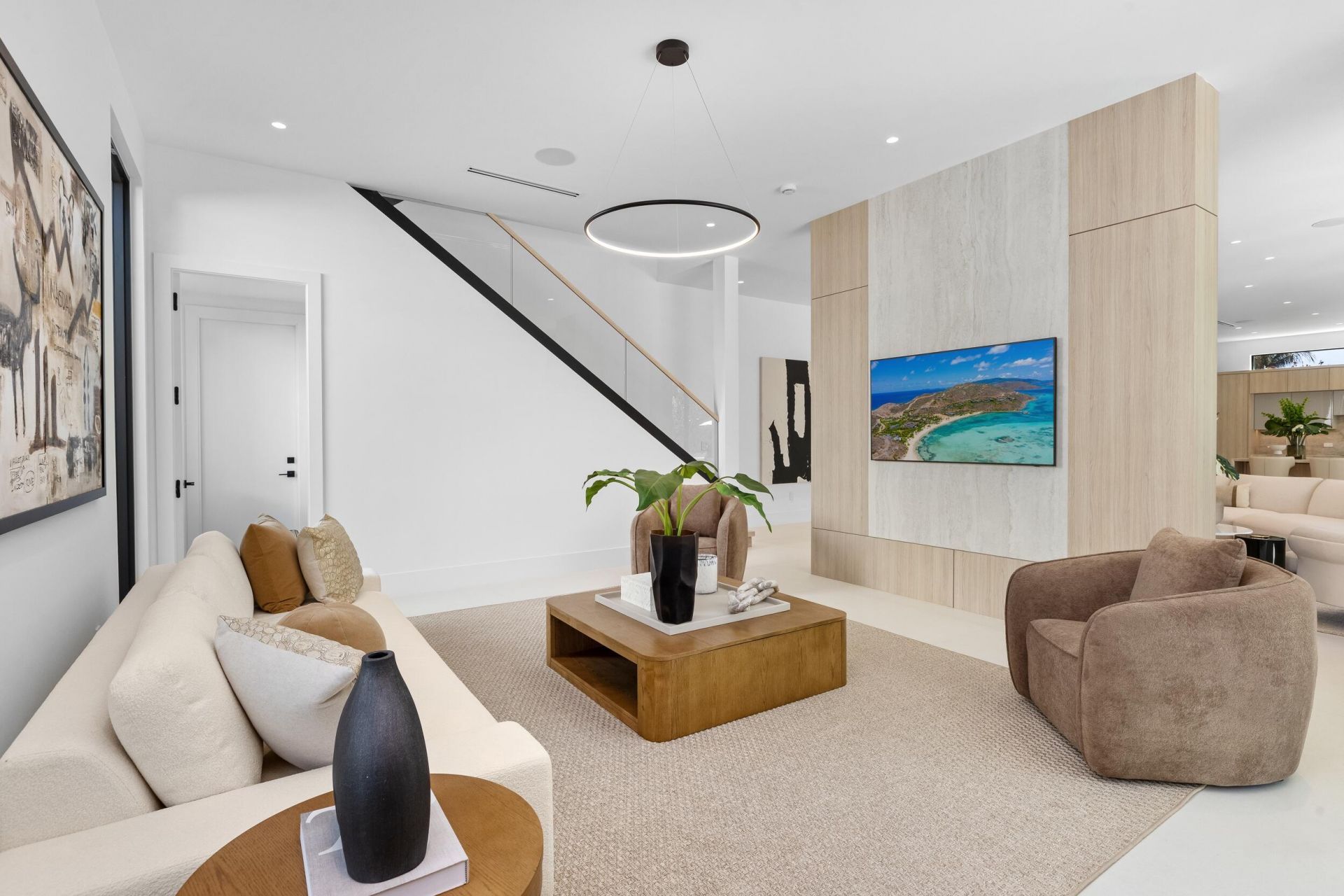 1051 NE 2nd Terrace, Boca Raton, FL 33432 Photo