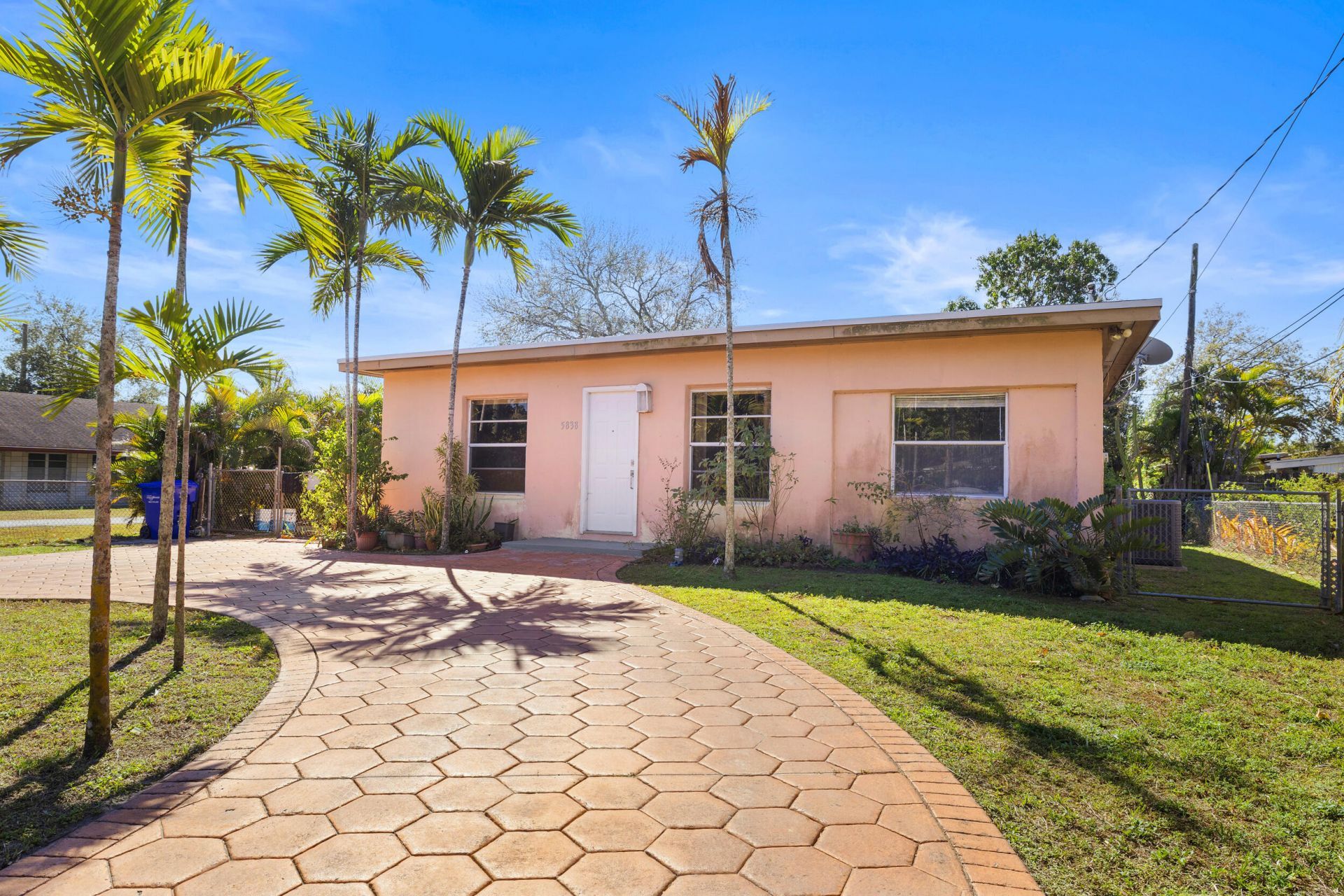 5838 Harding Street, Hollywood, FL 33021 Photo