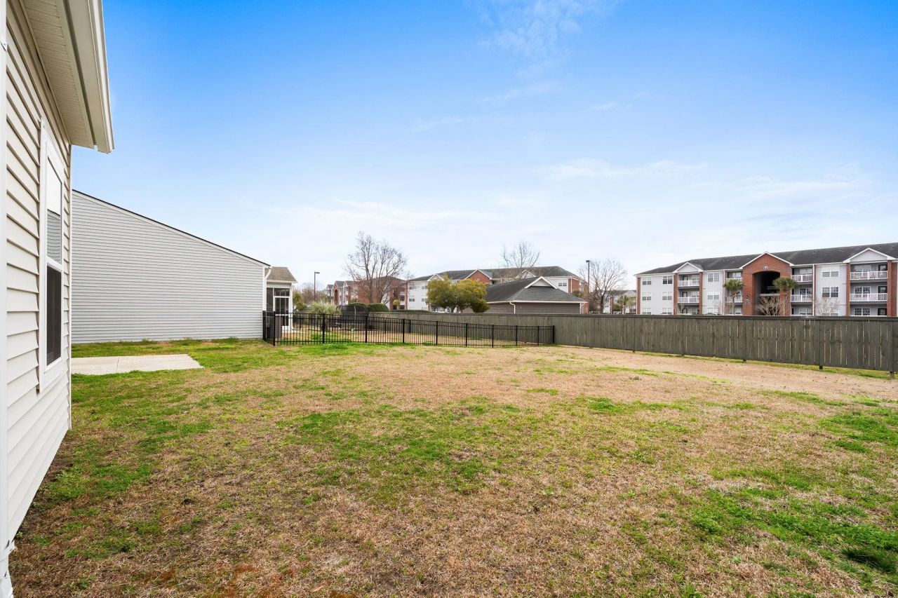 4096 Alvina Way  Photo 24