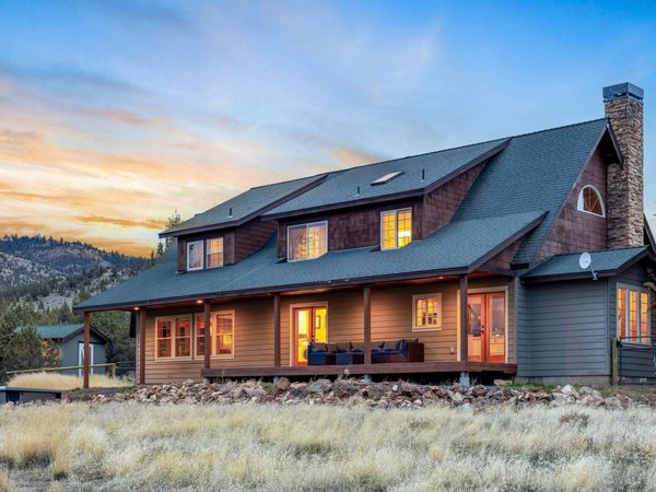 8551 S Red Cloud Lane, Powell Butte, OR 97753