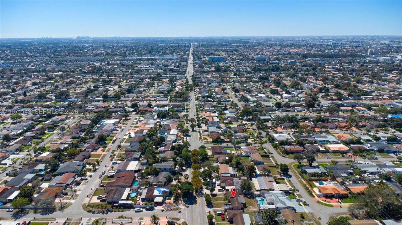 11300 NW 62nd Ave, Hialeah, FL 33012 Photo