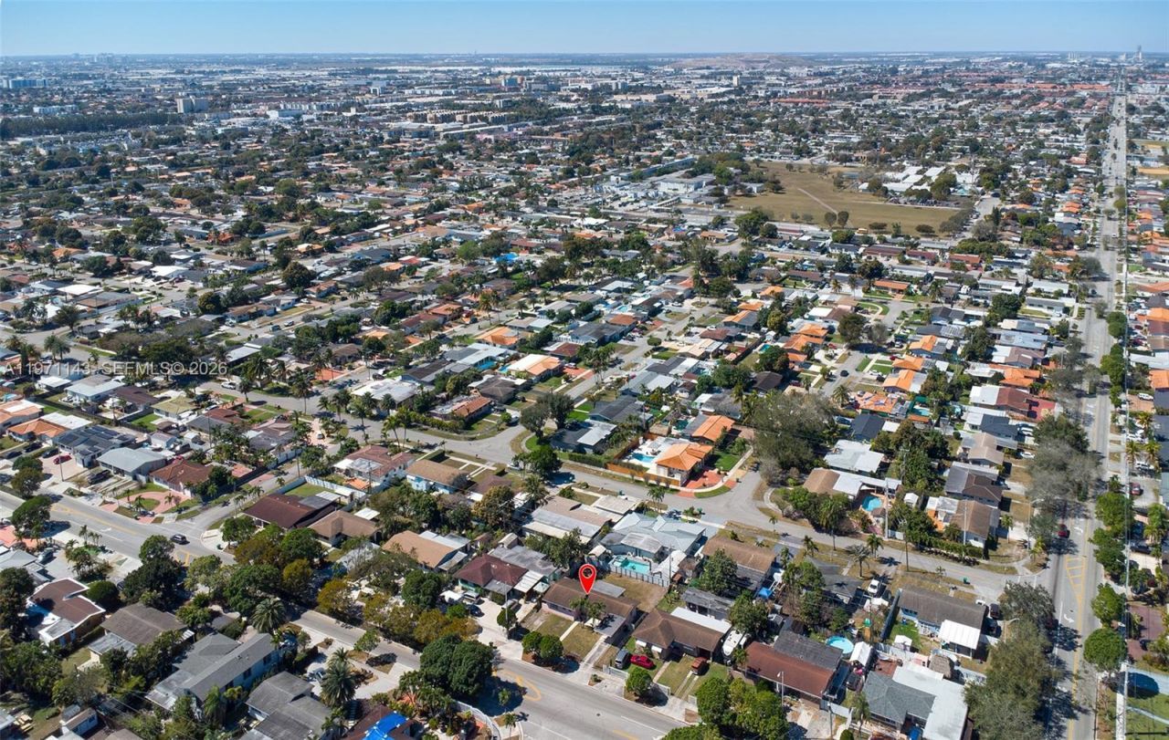 11300 NW 62nd Ave, Hialeah, FL 33012 Photo