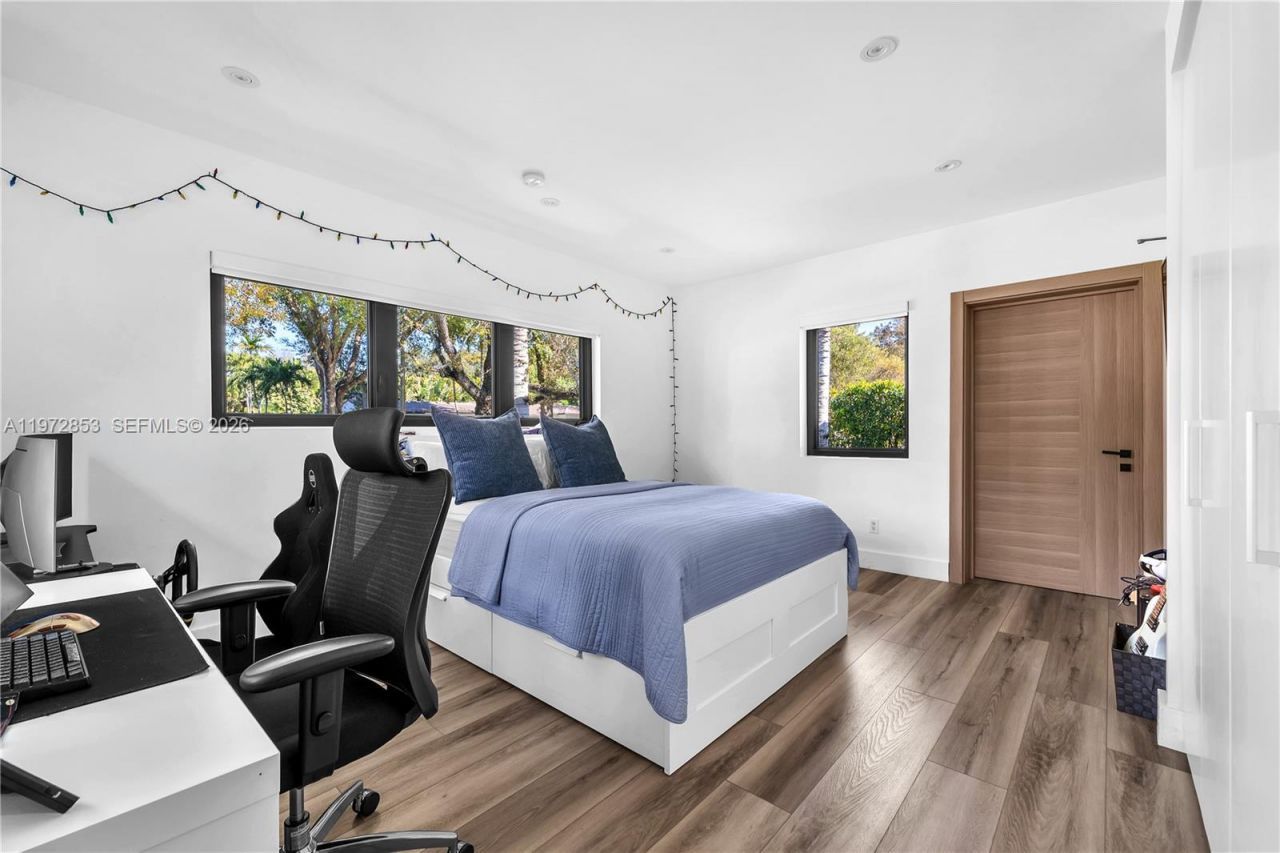 1424 Algardi Ave, Coral Gables, FL 33146 Photo