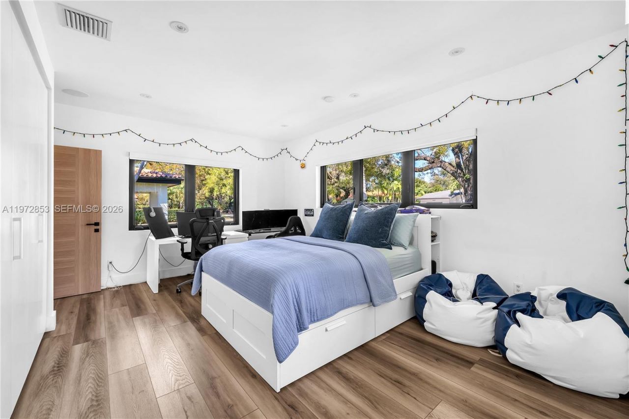 1424 Algardi Ave, Coral Gables, FL 33146 Photo