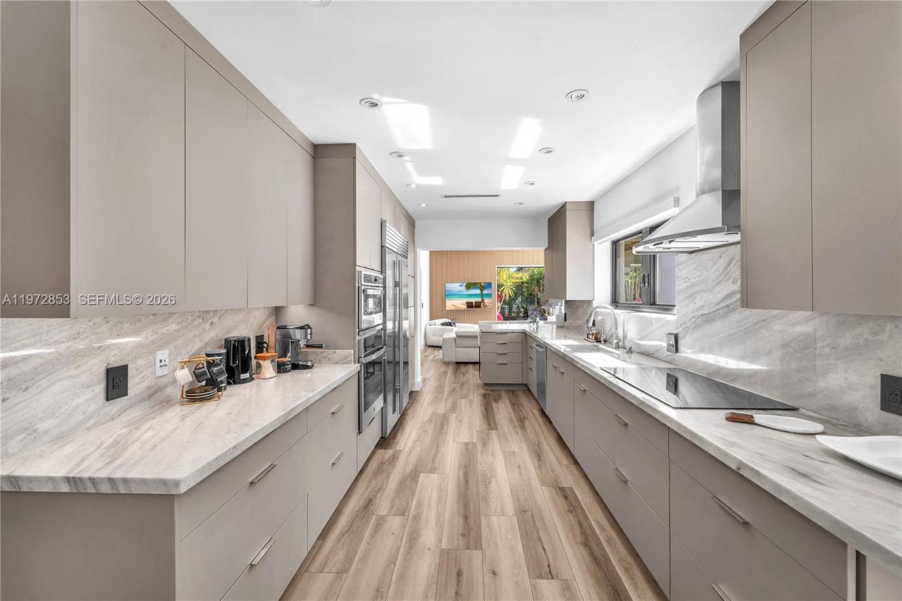 1424 Algardi Ave, Coral Gables, FL 33146 Photo