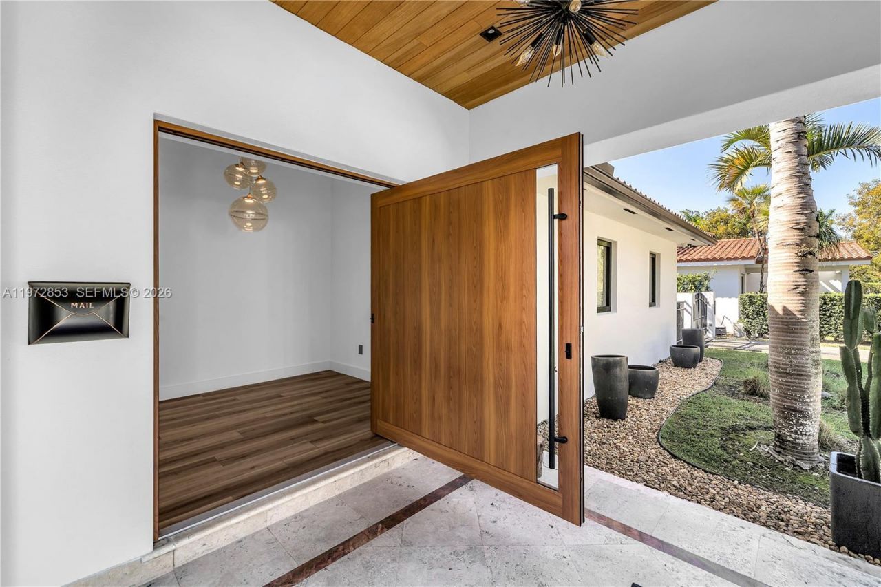 1424 Algardi Ave, Coral Gables, FL 33146 Photo