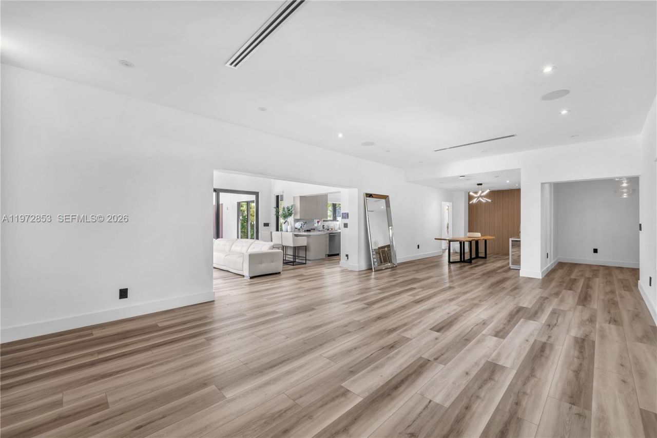 1424 Algardi Ave, Coral Gables, FL 33146 Photo