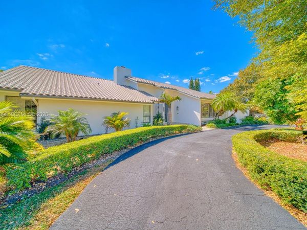 9220 SW 102nd St, Miami, FL 33176