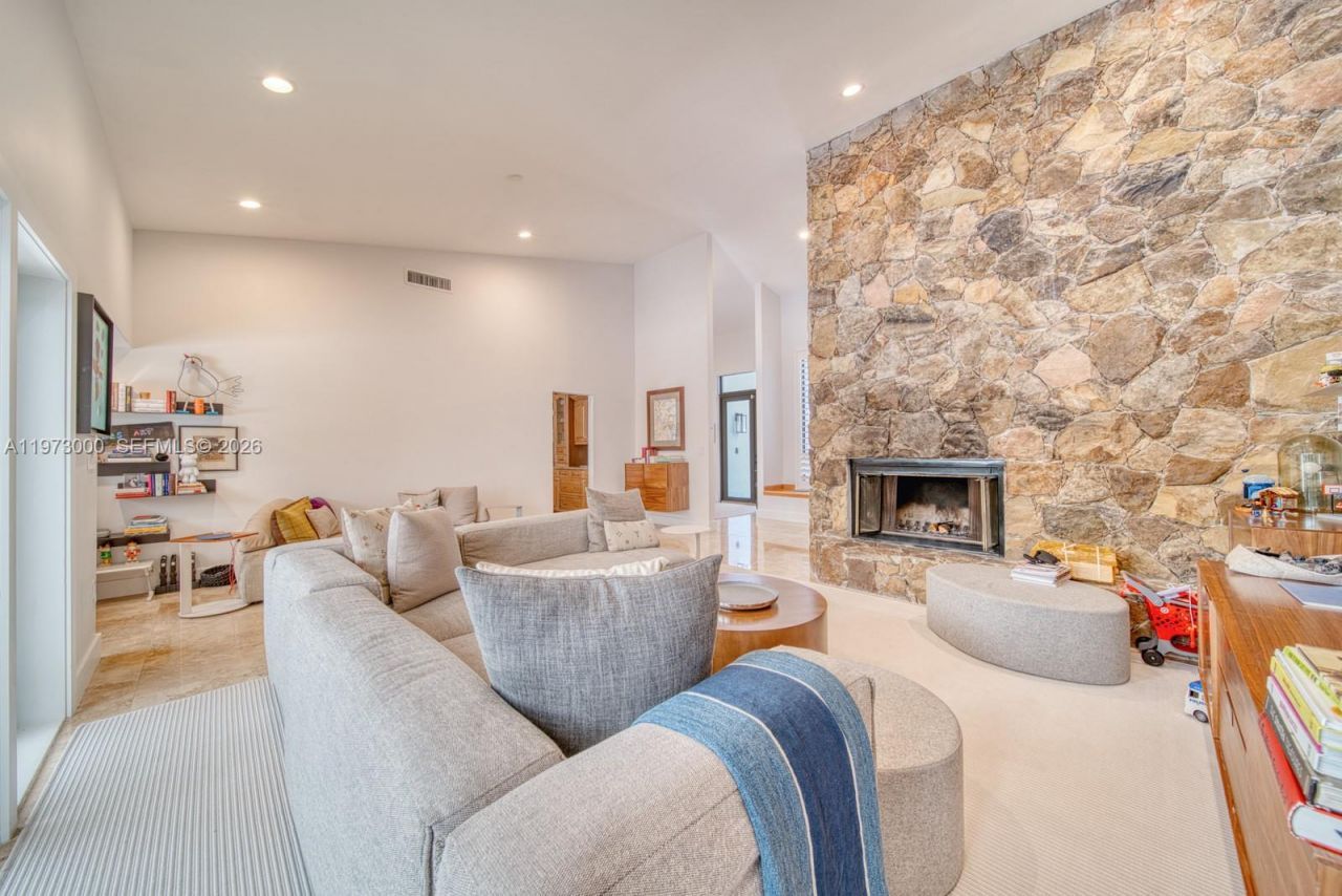 9220 SW 102nd St, Miami, FL 33176 Photo