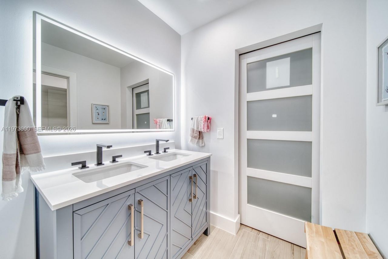 9220 SW 102nd St, Miami, FL 33176 Photo