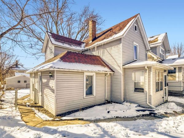 748 Case Avenue E, Saint Paul, MN 55106