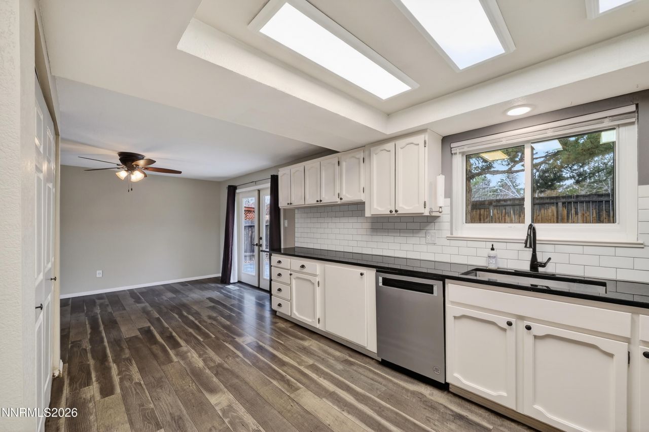 8211 Dixon Lane, Reno, NV 89511 Photo