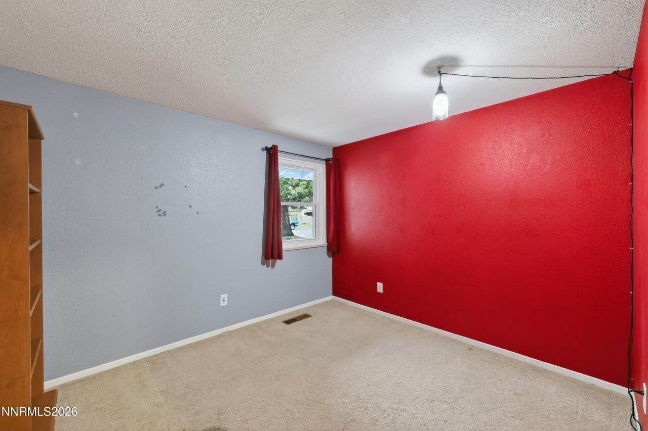 8211 Dixon Lane, Reno, NV 89511 Photo