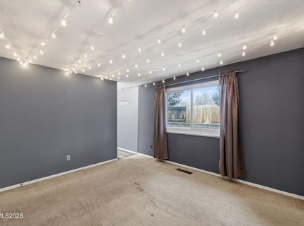 8211 Dixon Lane, Reno, NV 89511 Photo