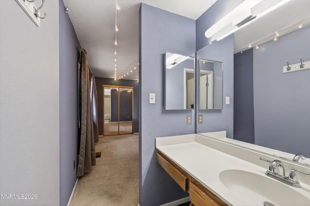 8211 Dixon Lane, Reno, NV 89511 Photo